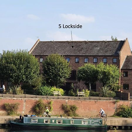 5 Lockside *Free Private Parking* *City Centre* Villa York Exterior photo