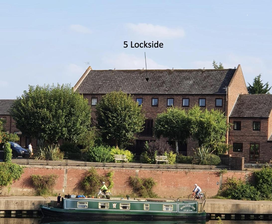 5 Lockside *Free Private Parking* *City Centre* Villa York Exterior photo